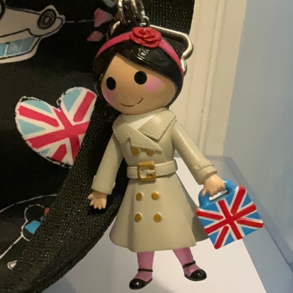 LeSportsac Disney It’s a Small World Purse - Picture 3 of 4